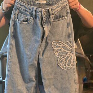 90's boyfriend jeans